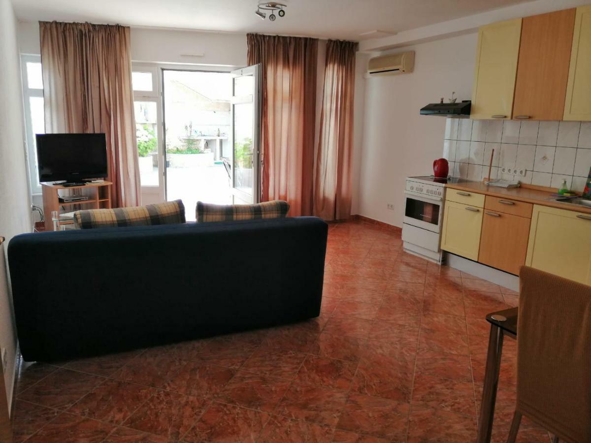 Apartmani Jureta Округ Горни Экстерьер фото